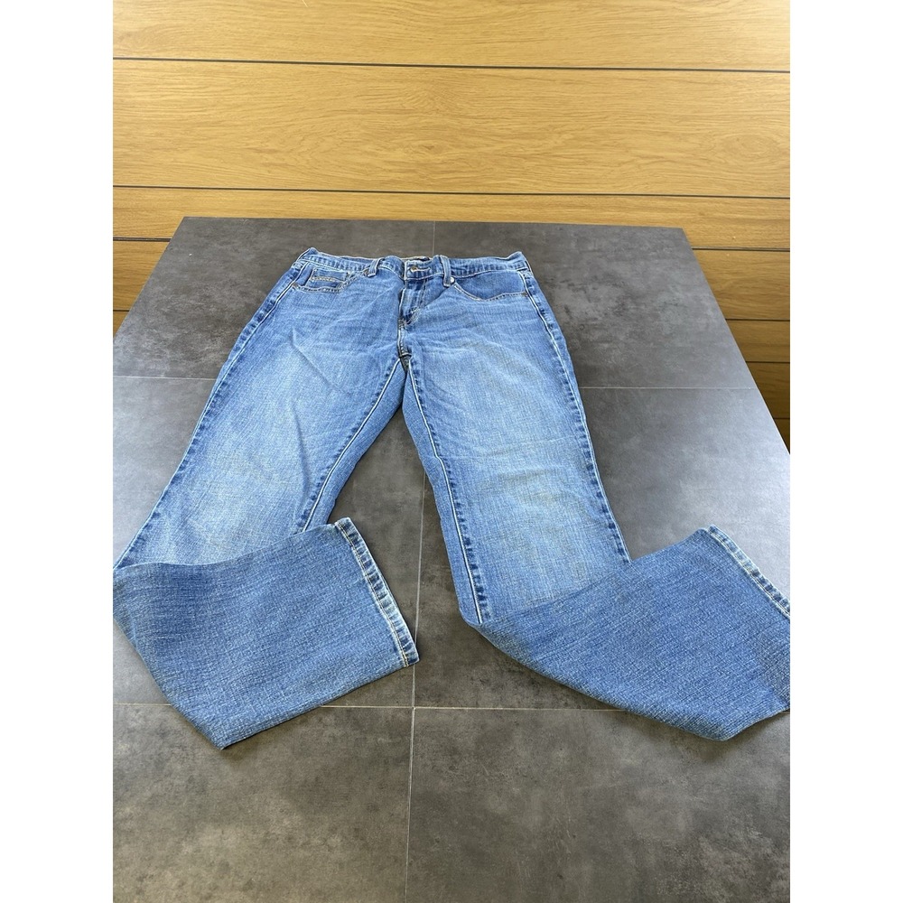 Levi's Women's 505 Straight leg Mid Rise Med Blue Jean 28 x 32